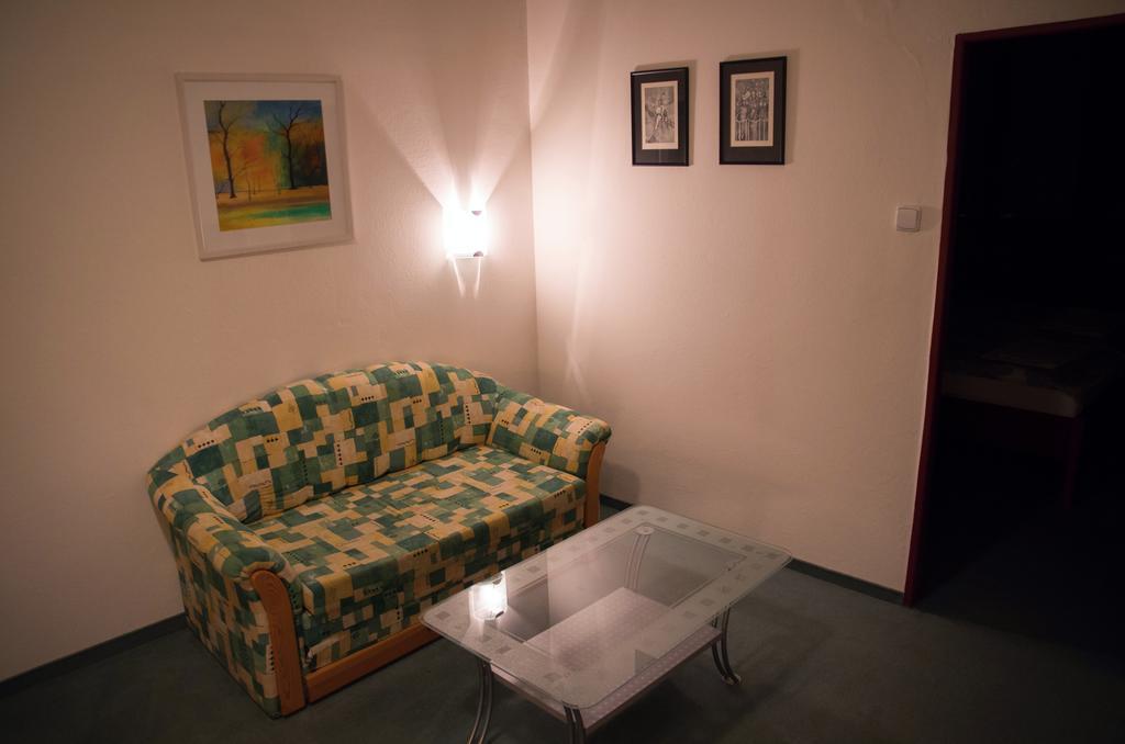 Hotel Bothe Považská Bystrica Habitación foto