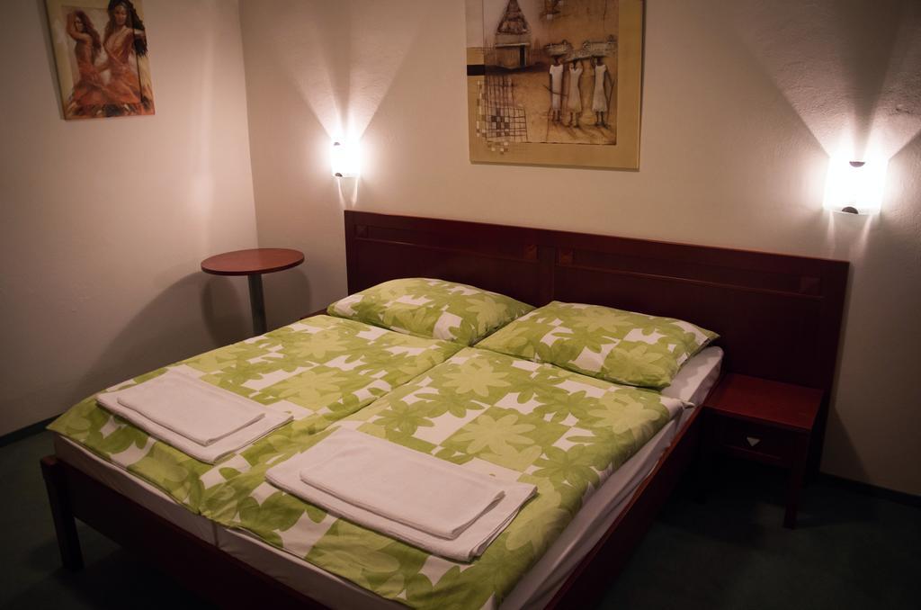 Hotel Bothe Považská Bystrica Habitación foto