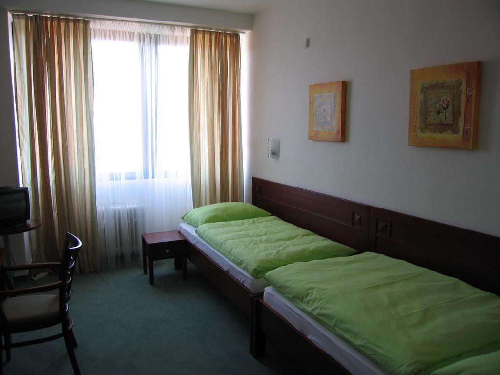 Hotel Bothe Považská Bystrica Exterior foto